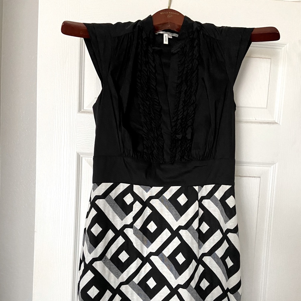 Mac and Cleo sleeveless dress